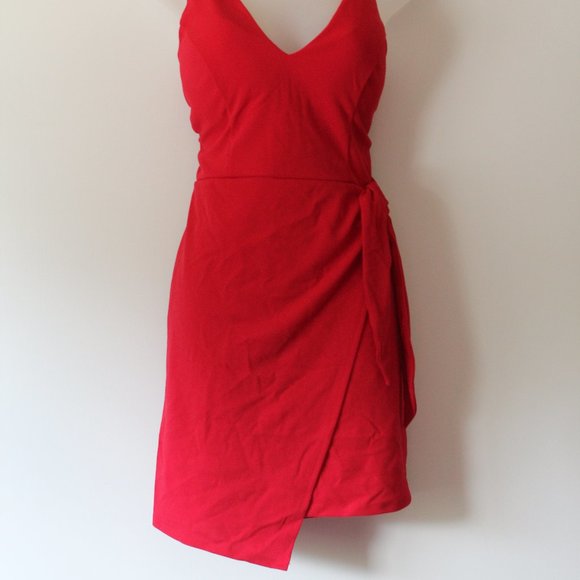 Lady in Red Little Trixxi Dress - Picture 5 of 6